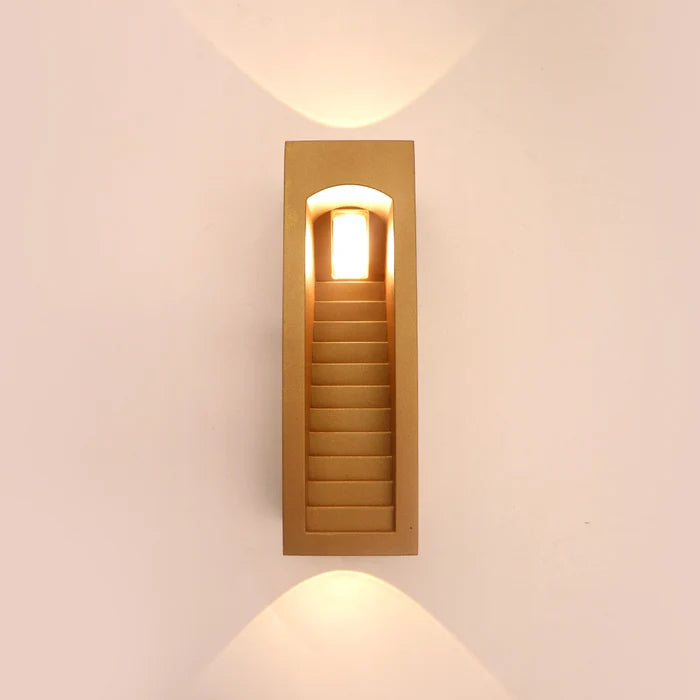 10W LED Outdoor Wall Light – IP54 Warm White — WH 2604-20-GO-WW