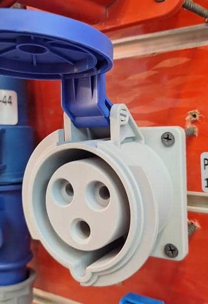 Panel Mounted Socket Industrial 32A — PS CS3P-32-55
