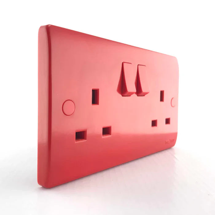 Basic Twin Standard Socket Red — TR5213R