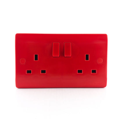 Basic Twin Standard Socket Red — TR5213R